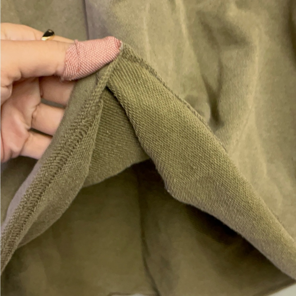 Colsie Pullover - Picture 5 of 6